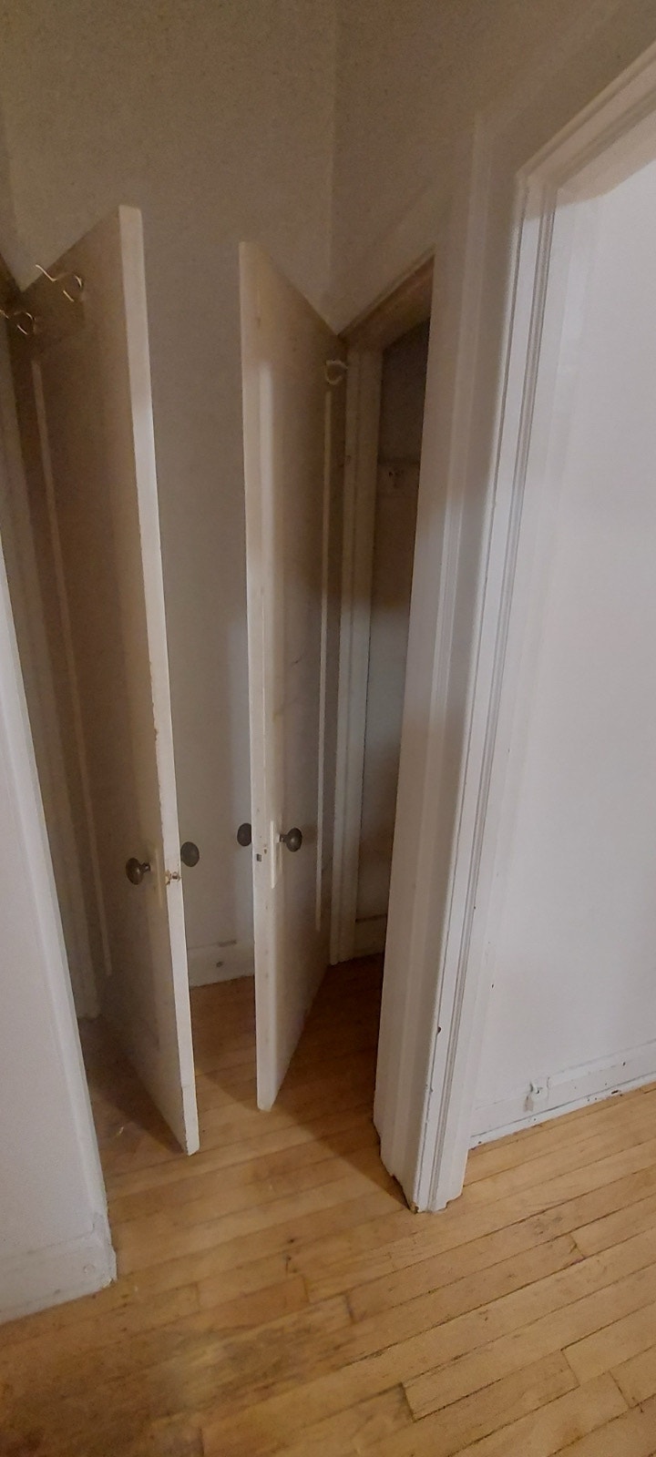 4054 Bd Dorchester — photo 1