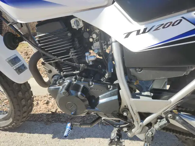 2012 Yamaha Tw200 in Dirt Bikes & Motocross in Mississauga / Peel Region - Image 7
