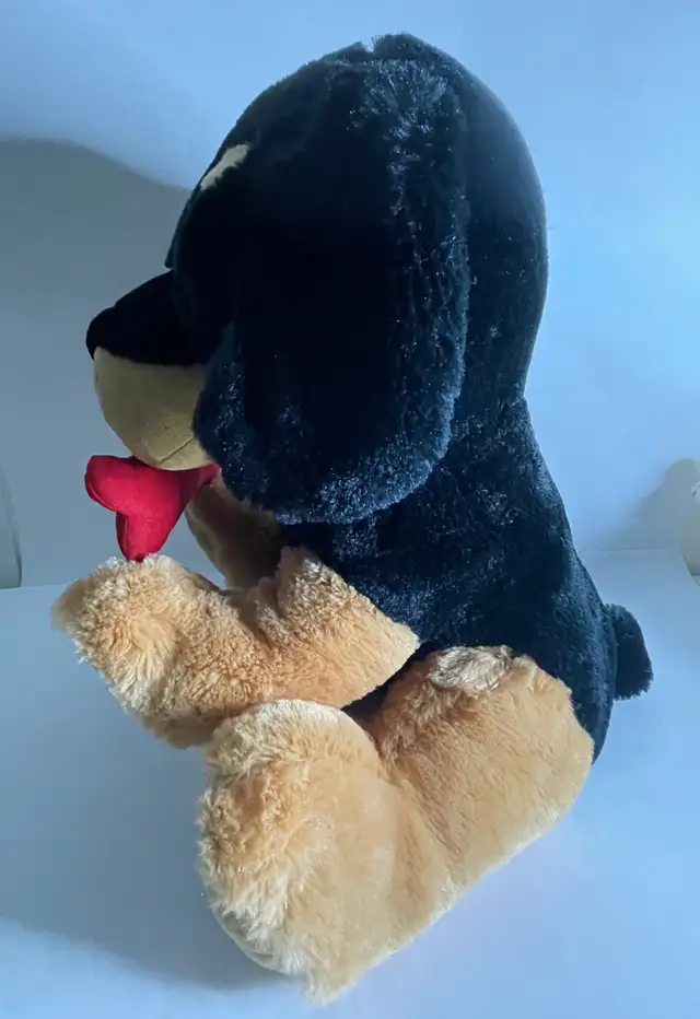 Hugs & Kisses – XO Plush Puppy in Toys & Games in Markham / York Region - Image 3