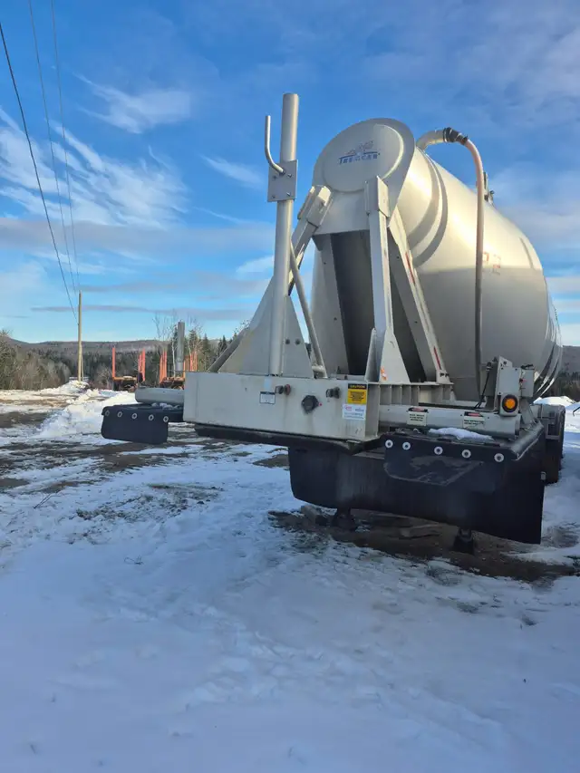 2015 Tremcar 141 (Dry Bulk Tanker) in Other in Fredericton - Image 6