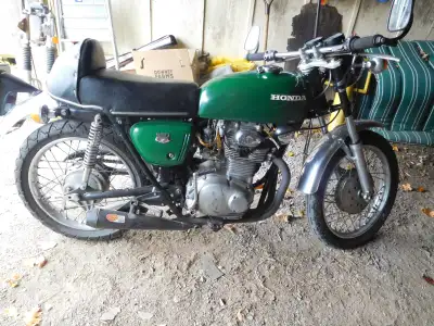 Nice condition with recent tires and reconditioned engine. Rear set foot pegs, hooker 2 into 1 exhau...