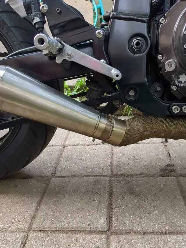 Fully customized 1991 gsxr 750 up for grabs in Sport Bikes in Kitchener / Waterloo - Image 6