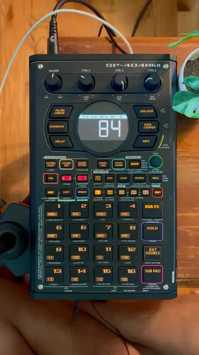 SP 404 MK2, View more