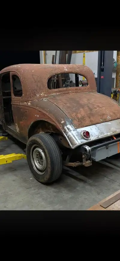 1933 Chevy 5 window Coupe Project, Please note it’s a Big Project and needs lots of work , FIRST pic...