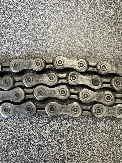 Shimano Ultegra Chain CN-6701 (Excellent Condition), View more