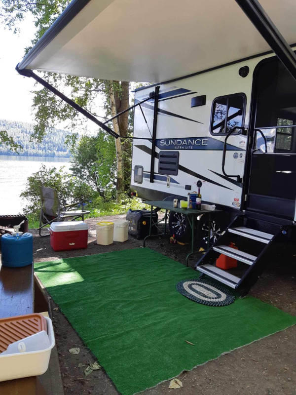 Sundance 189 MB Ultra-Lite by Heartland in Travel Trailers & Campers in Williams Lake - Image 2