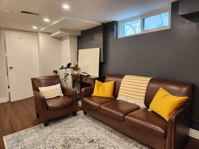 Basement Apartment in Richmond Hill  in Long Term Rentals in Markham / York Region - Image 8