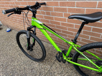 STELTH MOUNTAIN BIKE FITS 4'10-5'7" IN THE 13" FRAME SIZE. WITH 