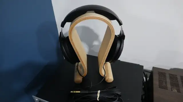 Écouteurs Sennheiser HD660s in Headphones in Longueuil / South Shore - Image 6