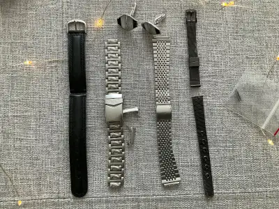 Bracelets de montres homme et femme, View more