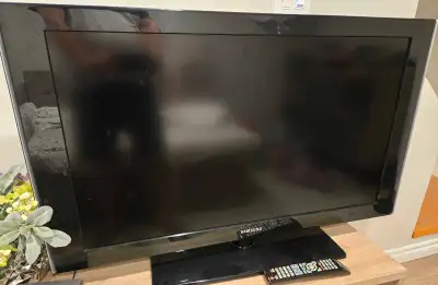 Samsung 40 inch TV, View more
