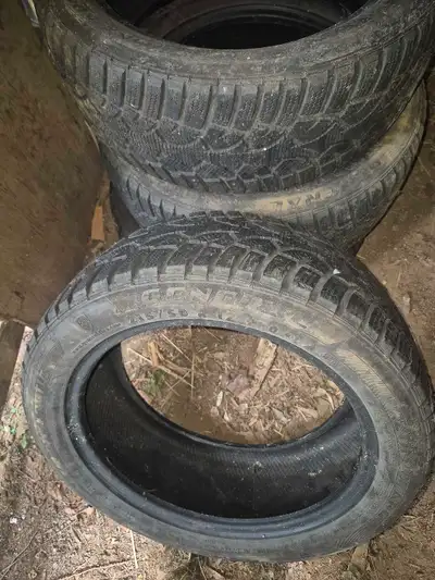 215/50r17 general altimax artic