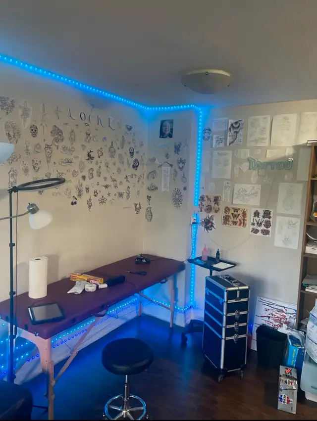 hi im looking to tattoo someone FOR FREE63849001033859120