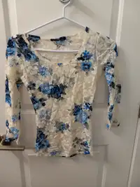 Lacey White Top with Blue Roses