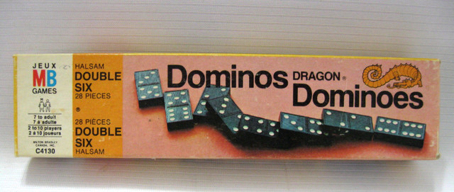 TROIS  JEUX de DOMINOS // LOT of THREE DOMINOES SET dans Art et objets de collection  à Ouest de l’Île - Image 4