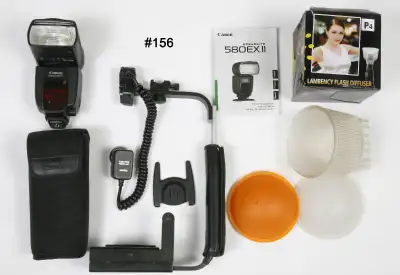 Canon Speedlite 580EX II Flash Kit, Comes with Canon Pouch, Flash Shoe stand and more Manual Book Ca...