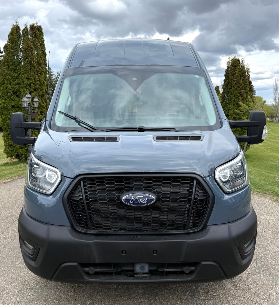 Ford Transit Cargo 2022 photo 2
