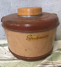 VINTAGE INSULATED 1 GALLON WATER JUG: