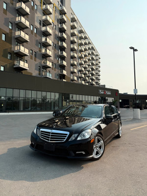 2011 Mercedes-Benz E-Class Premium package 