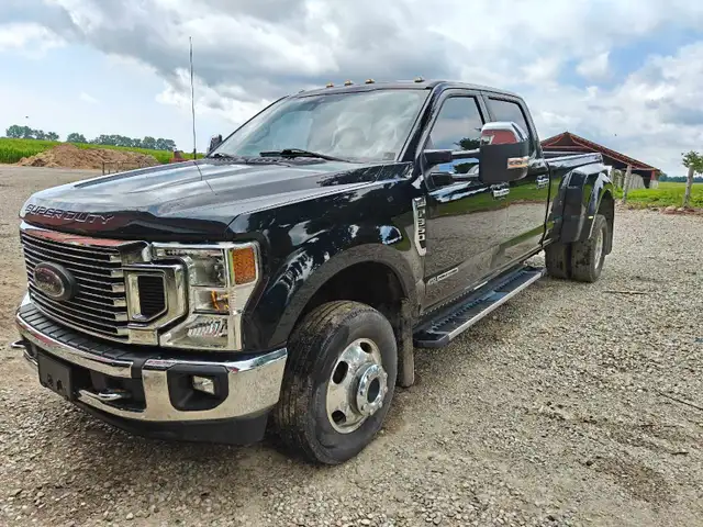 Ford F350 Lariat