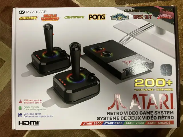 Atari Gamestation Pro, 2 Joysticks , 200 games64656289147393120