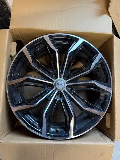 Used one year 20” RTX aluminum wheels. Perfect shape set of 4. New 1300 Fits any 2023 or newer Jeep...