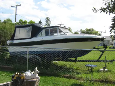 188 hp 302 v8 rebuilt replaced leg, new steering cables, wiring, wiper motor bow leveling ,radio ,fi...
