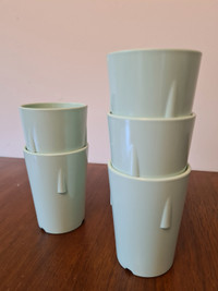 Set of 5 Vintage GPL Melmac Stacking Tumblers / Cups