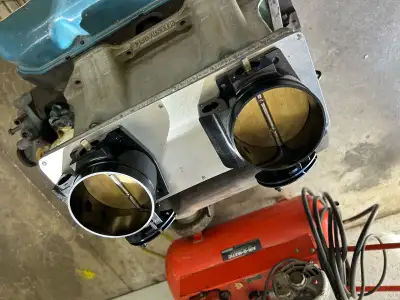 625 CFM street demon. Vac adv spigot broken off, air door adjust lock been over tightened can be rep...