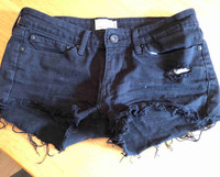 Levi’s Black Jean Cutoff Shorts - size 6 (28 waist)