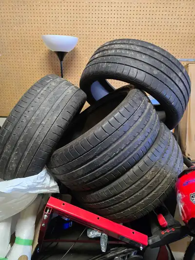 Selling a full set of 4 Yokohama Tires 245/35/20 All Season Tires in great shape. Lots of tread as y...