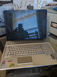 FS: HP Pavilion DV7 laptop for parts