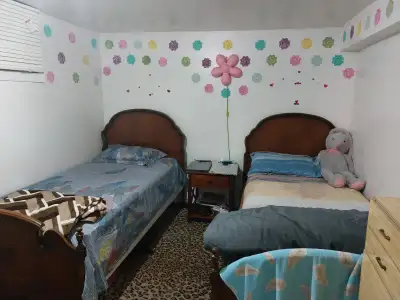 Room for rent in sharing for a girl