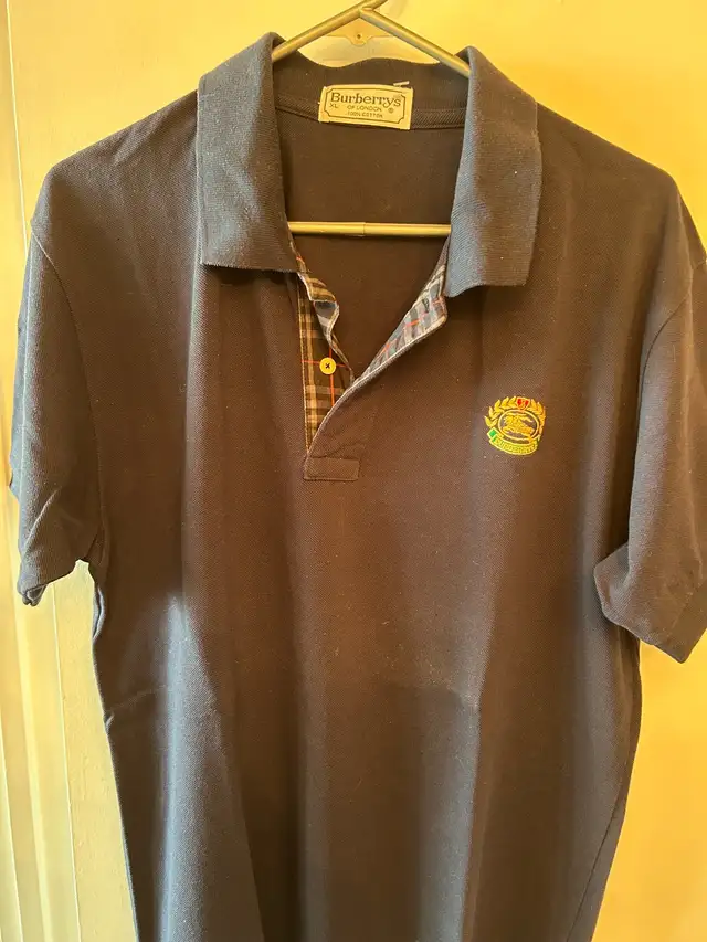 Burberry Men's Classic Collar Embroidered and golf Logo Shirt in Men's in Mississauga / Peel Region - Image 4