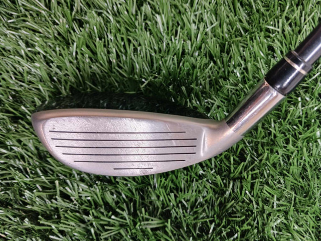 Callaway Razr X HL 3 Hybrid 21 Degree Loft in Golf in Edmonton - Image 2