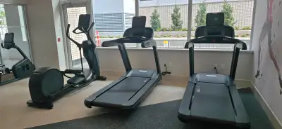 New Studio 2 Mins from Metrotown (Telford)
