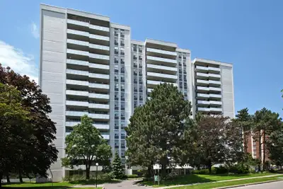 One spacious furnished master bedroom available in a clean, quiet, well-maintained 3-bedroom condo a...