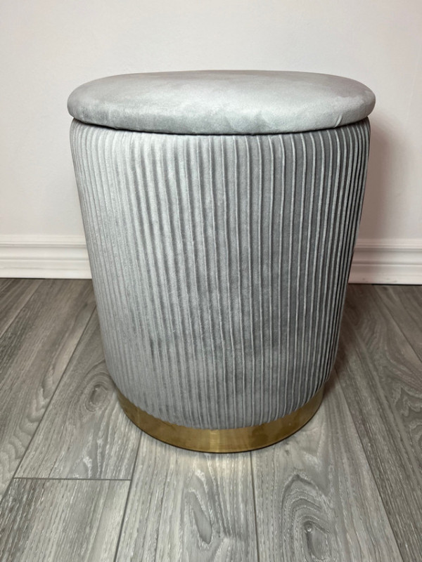Grey Gold Velvet Tufted Storage Ottoman Chair Stool Chair in Home Décor & Accents in Markham / York Region