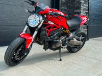 2016 Ducati Monster 821 - Rare Stripe Livery - Mint Condition!
