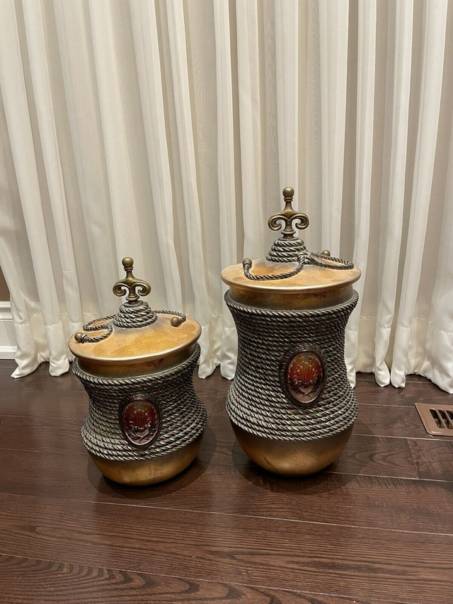 Handcrafted/Handmade Pottery Decor Pots (Set of 2) in Home Décor & Accents in Mississauga / Peel Region - Image 2