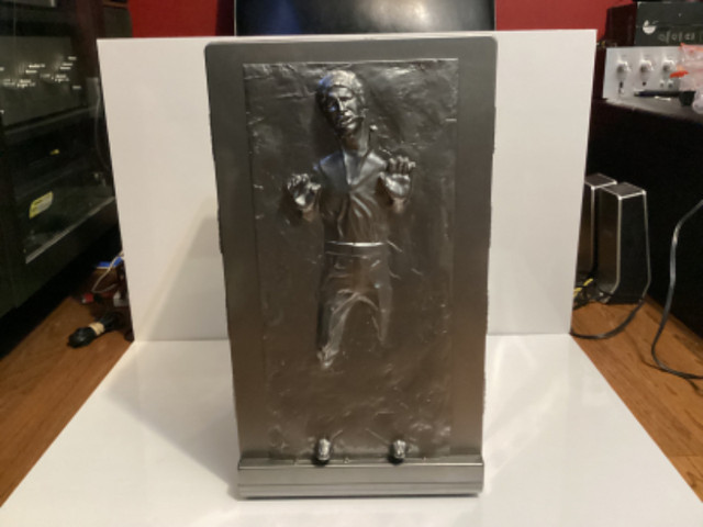 SUPER RARE HAN SOLO IN CARBONITE MINI FRIDGE in Arts & Collectibles in City of Toronto