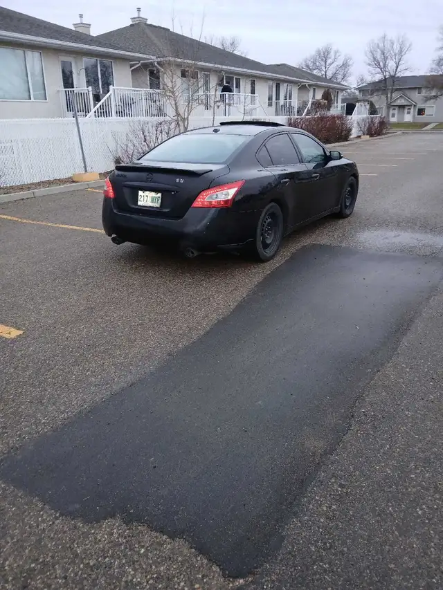 Nissan maxima in Cars & Trucks in Regina - Image 5