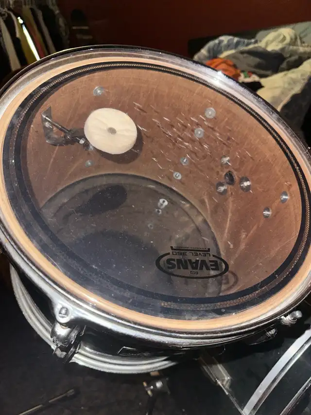 EVANS/AQUARIAN/ZILDJIAN DRUMSET in Drums & Percussion in Oshawa / Durham Region - Image 5