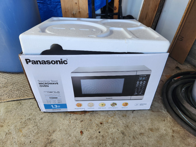 Panasonic Genius Microwave Oven 1100W - BNIB in Microwaves & Cookers in Cambridge
