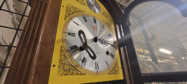 Waltham Tempus Fugit Wall Clock. Missing weights. $200 in Arts & Collectibles in Oakville / Halton Region