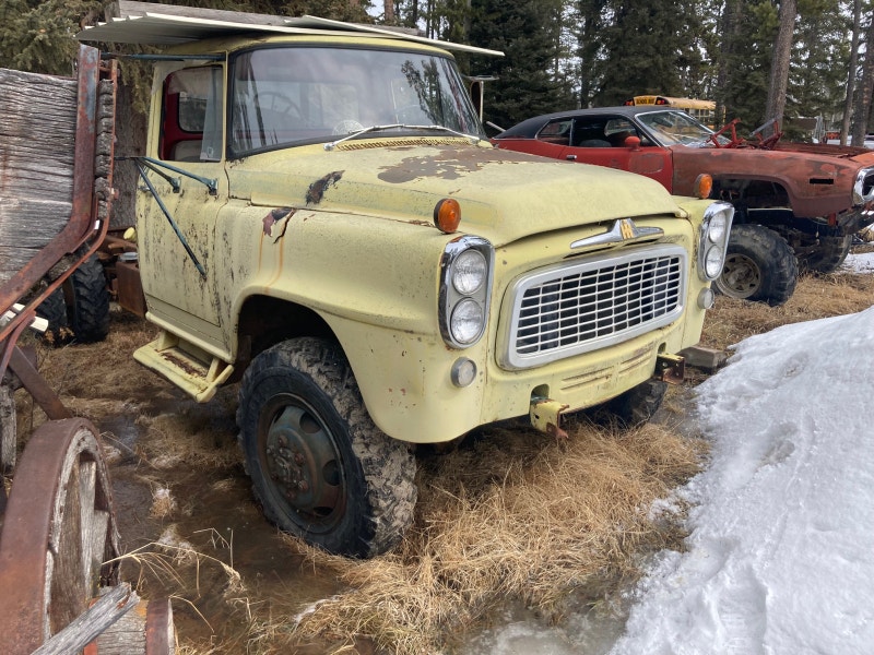 International B160 4x4 Classic Cars Red Deer Kijiji