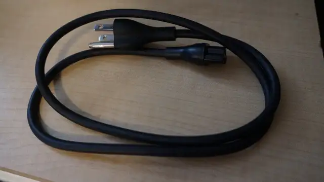 ASPIRE LAPTOP CORD in Laptop Accessories in Norfolk County - Image 2