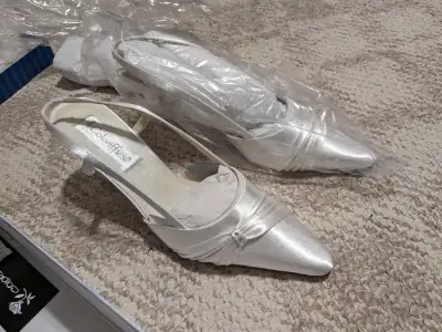 Coloriffics Donna 5714M Size 8 White Dyeable Satin Shoes, View more