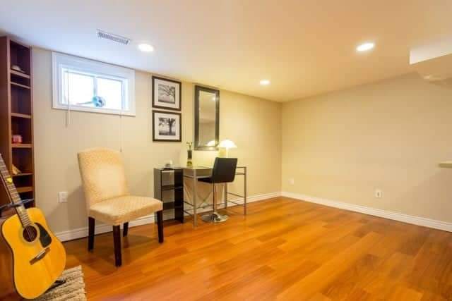 STUDIO Basement apartment for rent 2