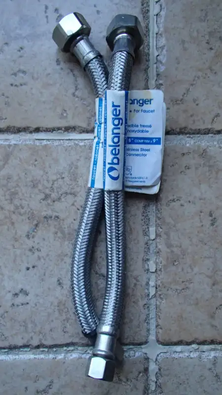 Flexible Stainless Steel Braided Hose Pipe Connector Tube in Bathwares in Gatineau - Image 4